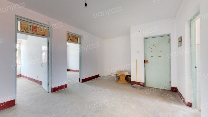 交委宿舍二手房实景图