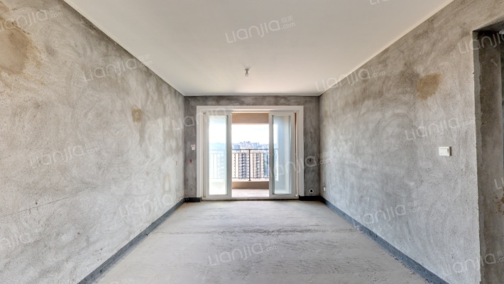 融创春晖十里阅峰庭二手房实景图