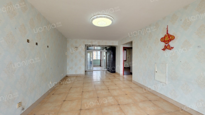 恋日嘉园一期二手房实景图