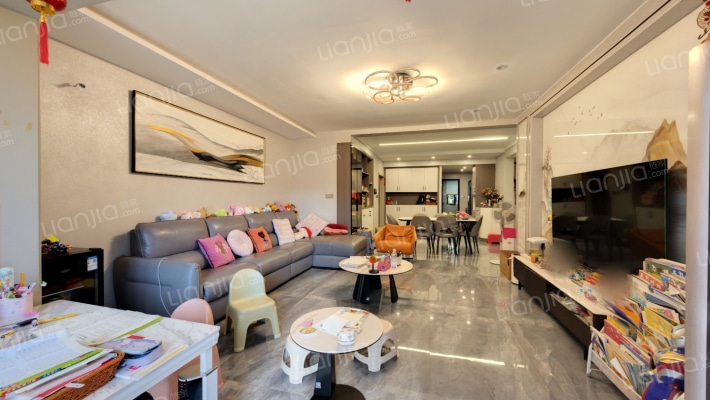 洋丰圣乔维斯二手房实景图