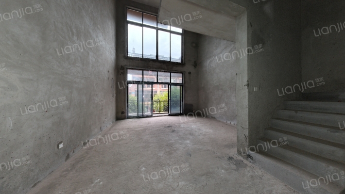 典雅布莱顿庄园二手房实景图