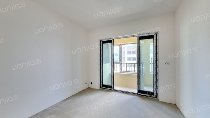 渝开发·格莱美二组团二手房实景图