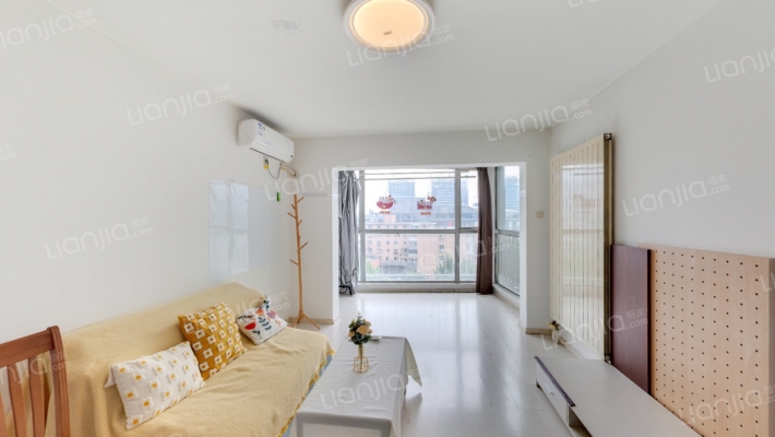 飘HOME二手房实景图