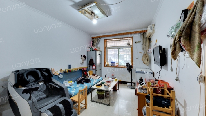 西安市建二公司建东街住宅楼二手房实景图