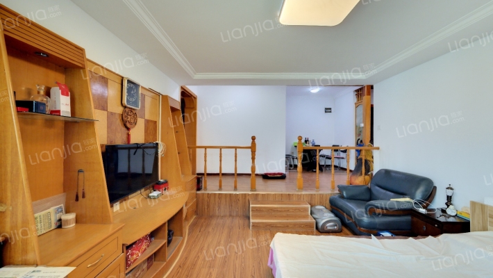 卧龙园二手房实景图