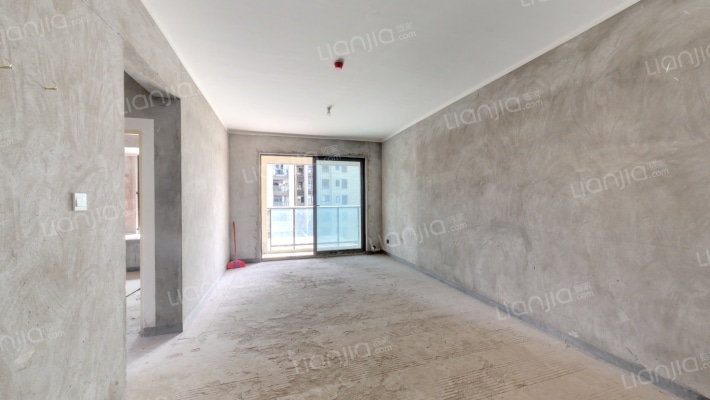 鲁能泰山7号六街区二手房实景图