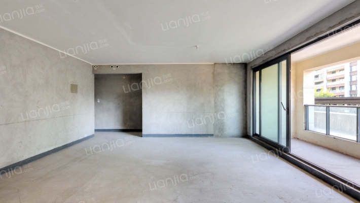 融创九棠府二期二手房实景图