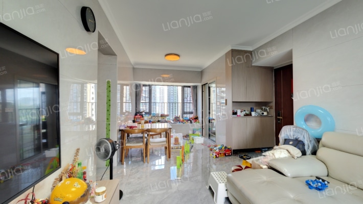 颐安都会中央四期二手房实景图