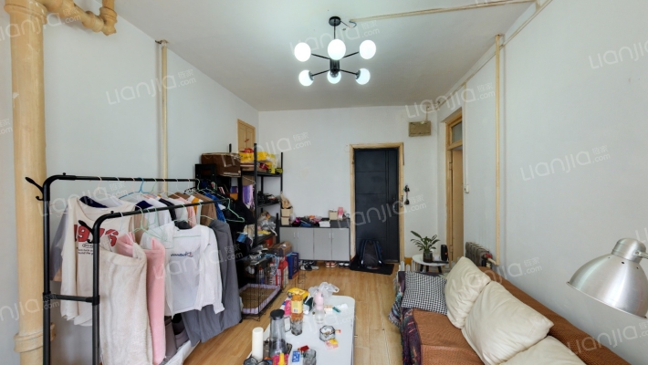 送变电社区二手房实景图