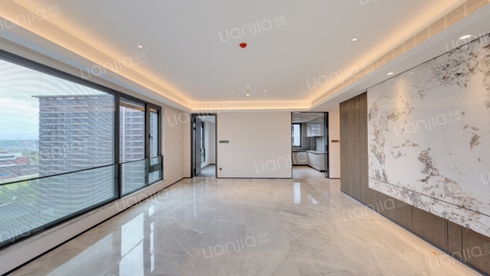 建发华发江月望云二手房实景图