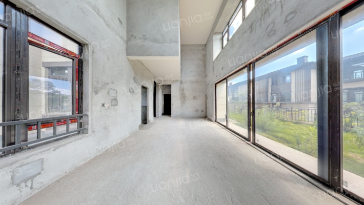 富力白鹭湾御湖二手房实景图