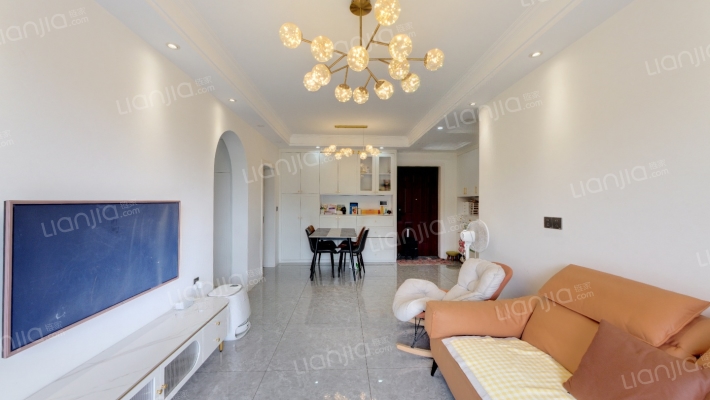 金科中建集美阳光二手房实景图