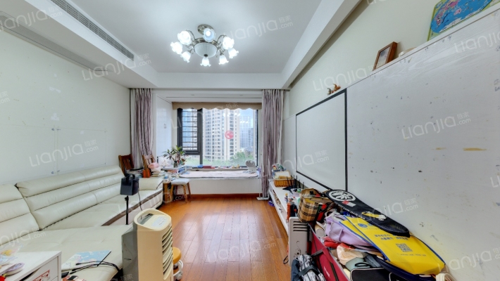 寰宇天下D区二手房实景图