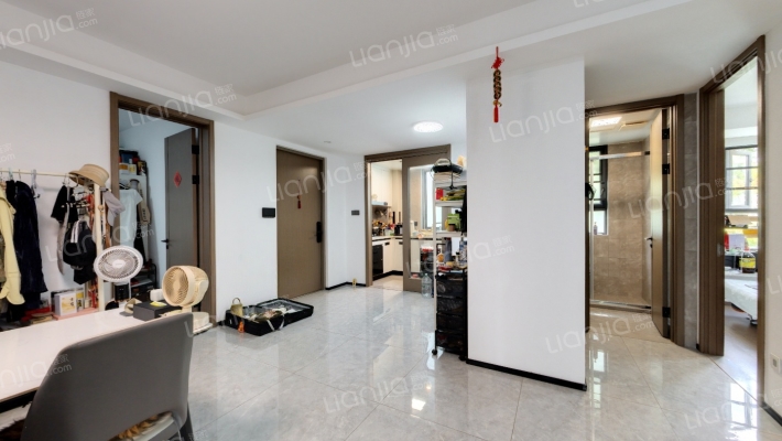 万科湖山观云庭二手房实景图