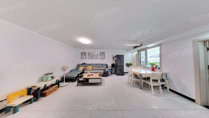 万和府二手房实景图