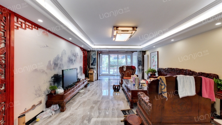 新奇世界济南鹊山二手房实景图