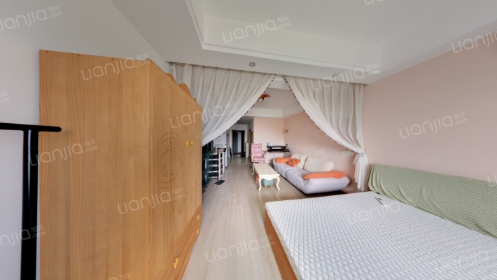 攀华国际广场二手房实景图