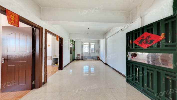 米兰路119号二手房实景图