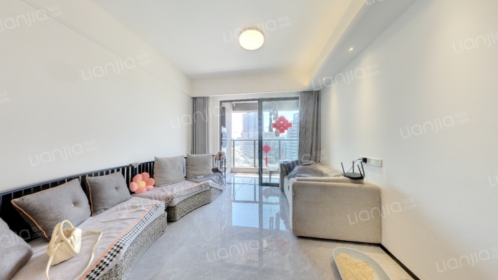 联发天境雅居二手房实景图