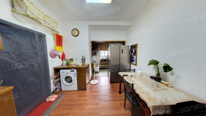 畔湖路二手房实景图