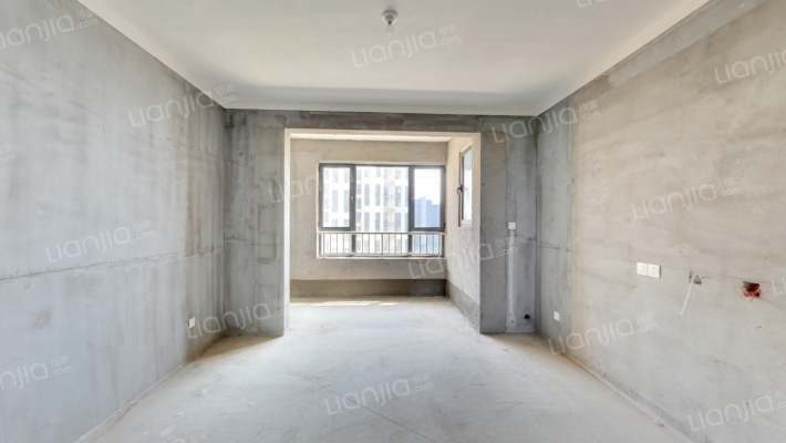 西亚斯宫馆二手房实景图