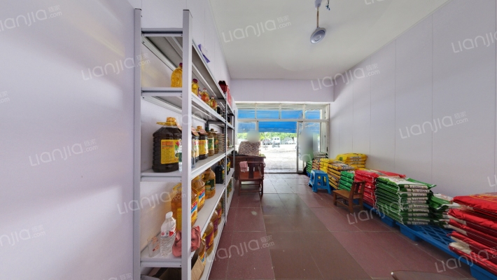 莘塔大街二手房实景图