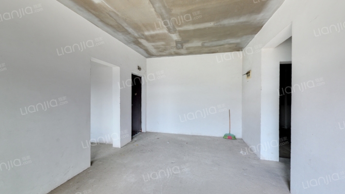 美林公寓二手房实景图