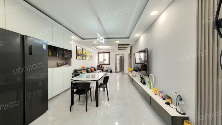 鸭头坝小区二手房实景图