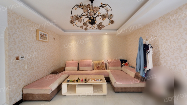 临潼区建筑工程公司住宅小区二手房实景图