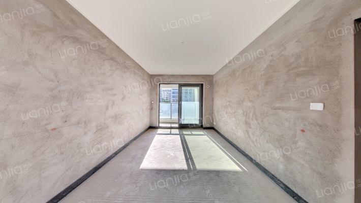 融创溪山春晓二期二手房实景图