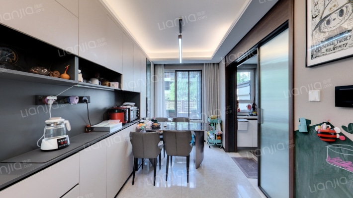 华润置地大连湾国际社区C3区二手房实景图