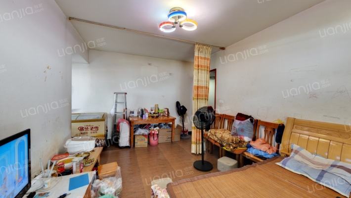 中德江湾丽景二手房实景图