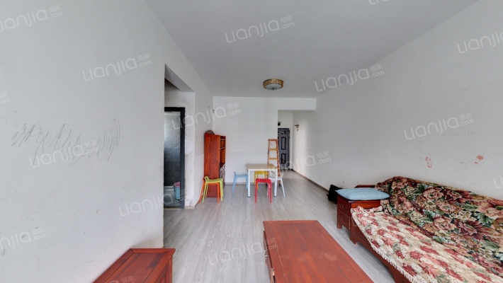 鹿山名居二手房实景图