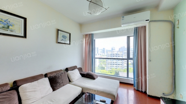 财富中心国际公寓C区二手房实景图