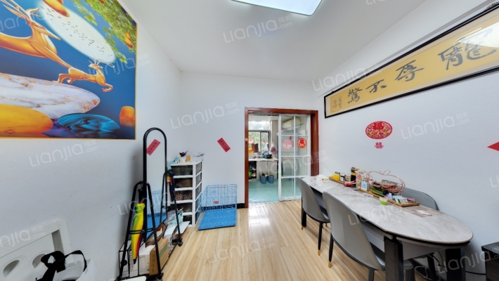 镬子山社区龙浦街二手房实景图