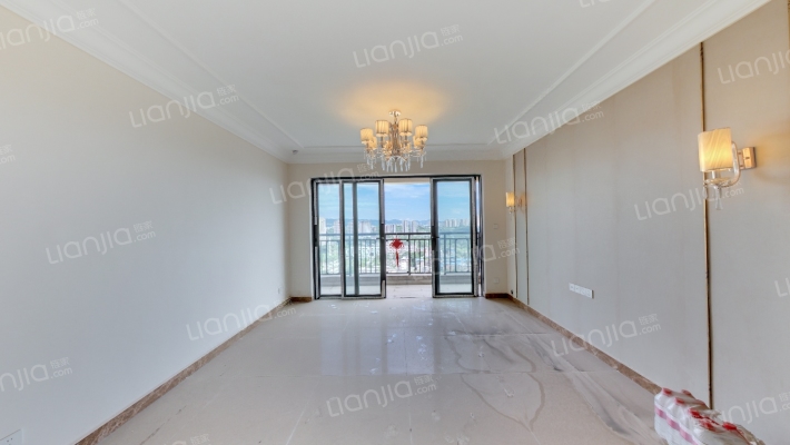 恒大麓山湖四期二手房实景图