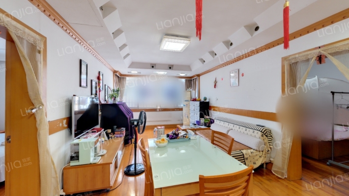 漕泾新村一区东区二手房实景图