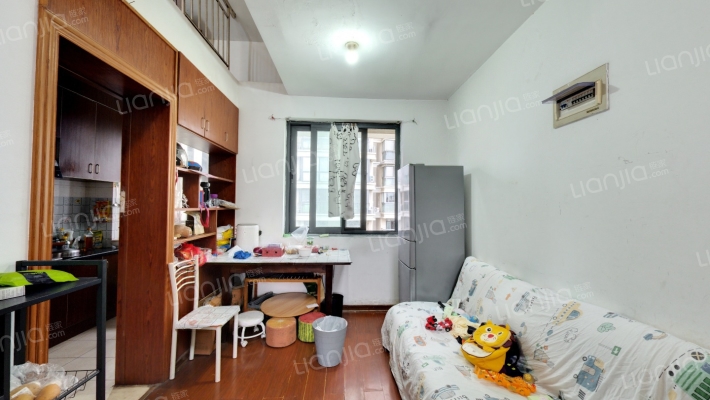 广聚公寓二手房实景图