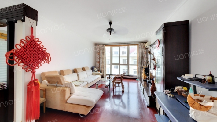 温泉花园二手房实景图