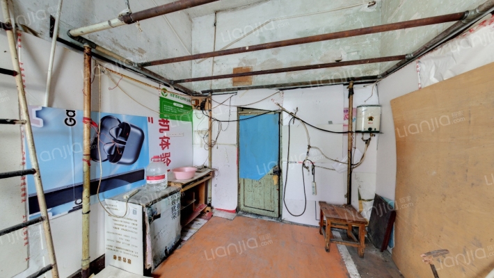 兴安路215号二手房实景图