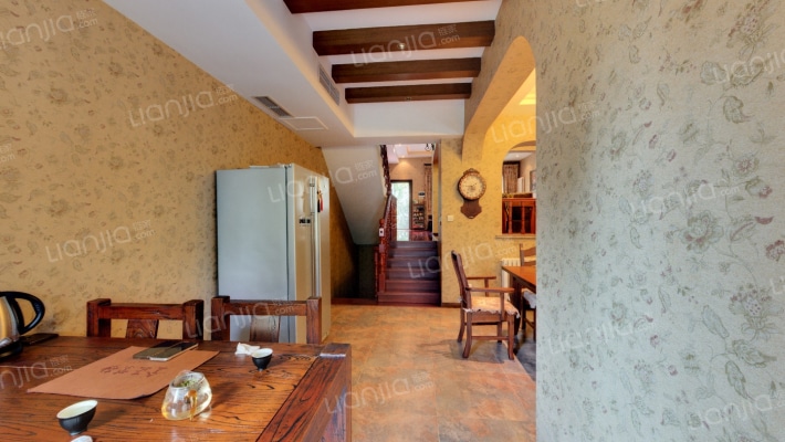 百通香溪庭院二手房实景图