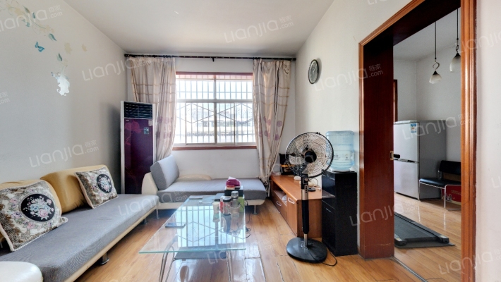 东院小区二手房实景图