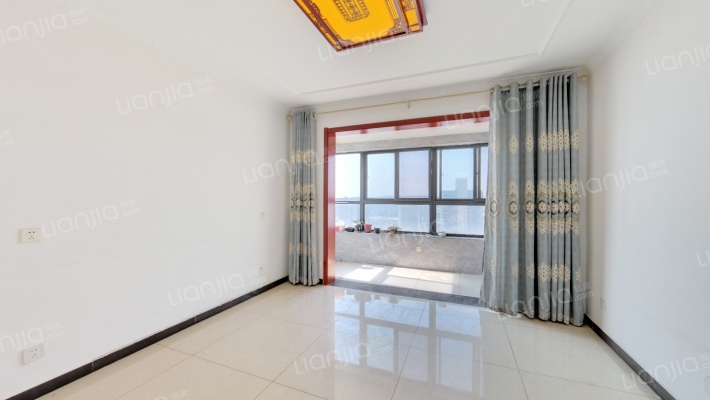 草南兴善社区二手房实景图