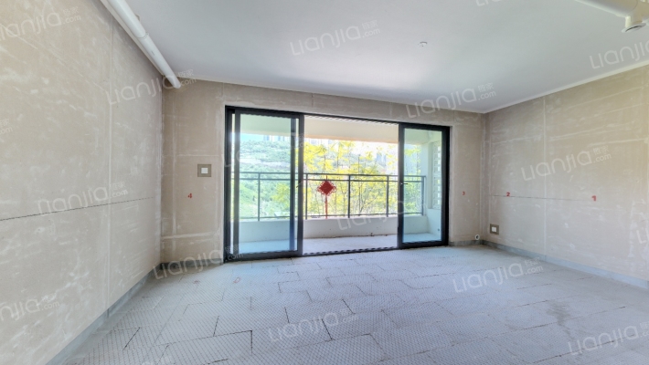 山语桃源溪岸学府二手房实景图