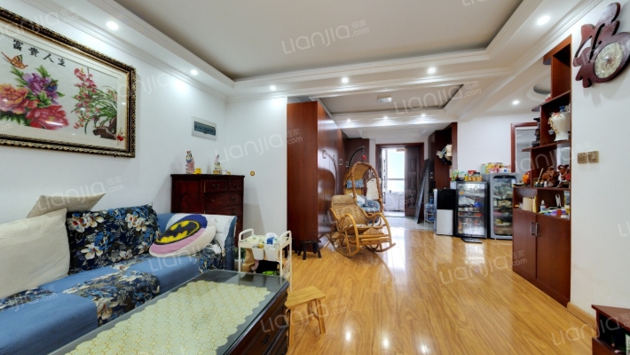 高迪墨香郡二手房实景图