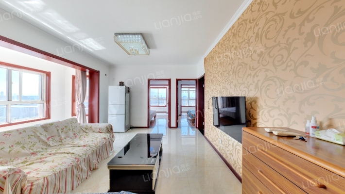 学院国际二手房实景图