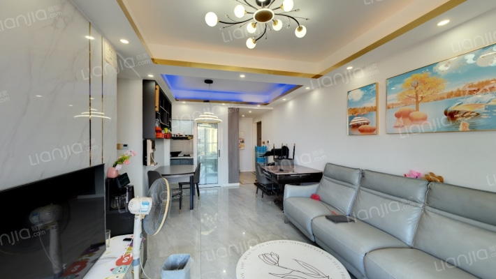 财信铂雲府二手房实景图