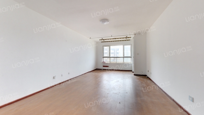 保利中心二区二手房实景图