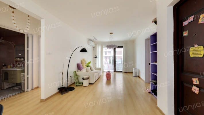 水岸芳洲二手房实景图