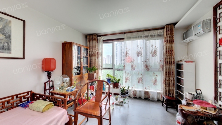 保利玫瑰湾二手房实景图